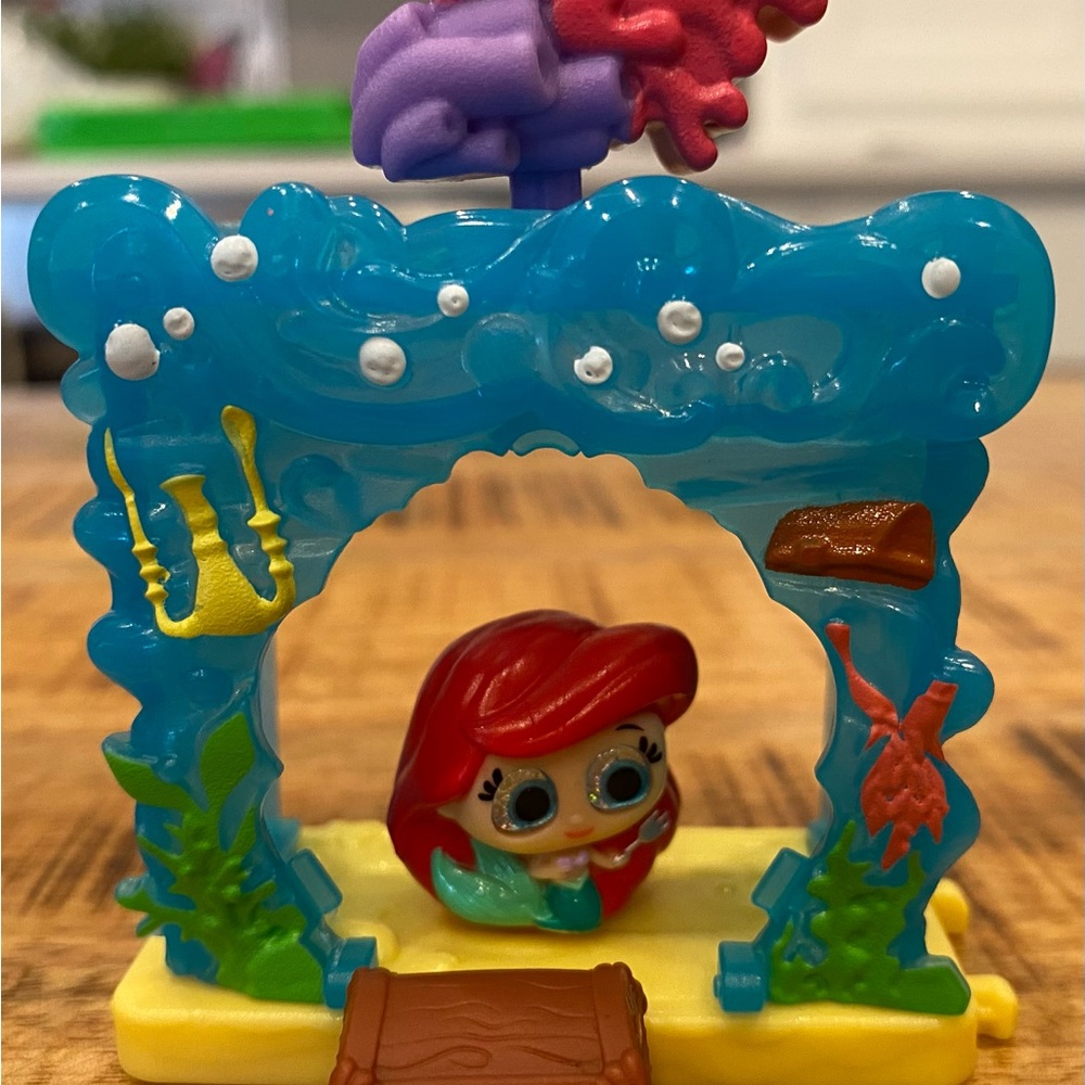 Ariel Doorable